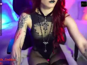 nelle_ on Chaturbate 