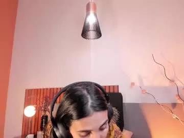 ninacavallli on Chaturbate 