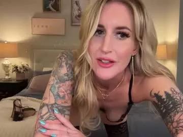 Freechat officiallyonlytams on Chaturbate