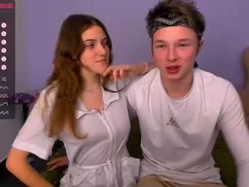 Freechat ollistiw on Chaturbate