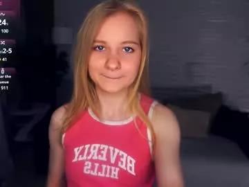 Freechat phyllisearney on Chaturbate