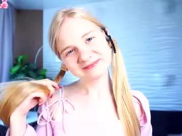 Freechat phyllisearney on Chaturbate