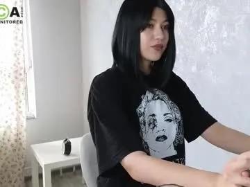 queenofwandss on Chaturbate 