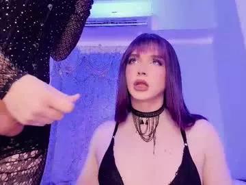 Freechat reginarose on Chaturbate