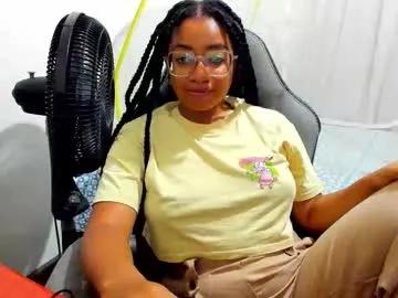 romantic_stargirl — I'm working from home, Will you be my distraction? Tip 100=150 secs of vibrations #ebony #latina #wifematerial #roleplay #office