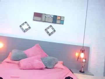 Freechat rose_baker_ on Chaturbate