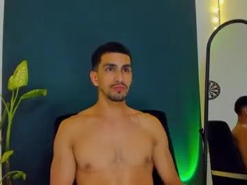 ryan_doyle — GOOD MORNING @CUM SHOW  #young #bigcock #latino #lovense #cum [1333 tokens remaining]
