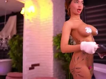 Freechat sashaferrera on Chaturbate