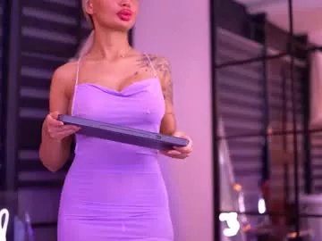 Freechat sashaferrera on Chaturbate