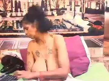 Freechat sexyva4u2luv on Chaturbate