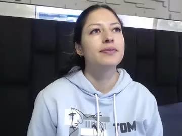 sofia_white3 — GOAL: Pants off [0 tokens remaining] Complete the objective!! Don't forget to follow me #fit #shy #domi #cum #lovense