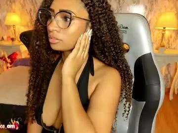 Group spicyamelia on Chaturbate