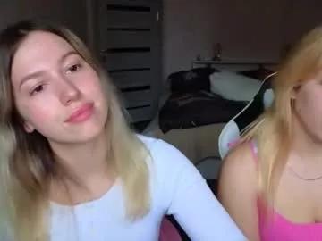 Freechat stefany_and_bettany on Chaturbate