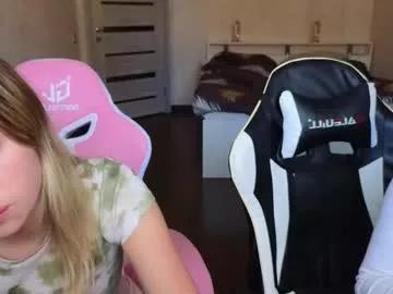 Freechat stefany_and_bettany on Chaturbate