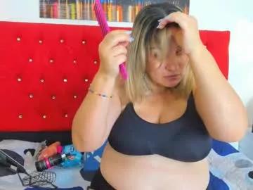 sweet__mature — #anal #chubby #lovense #bigboobs #squirt//bondagestrong // [33 tokens left]
