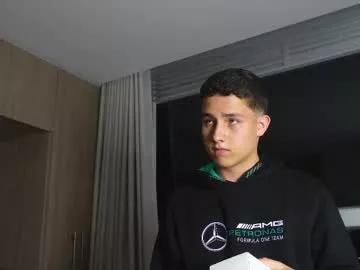 Freechat theohawke_ on Chaturbate