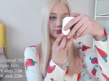 vickyfuckingdoll on Chaturbate