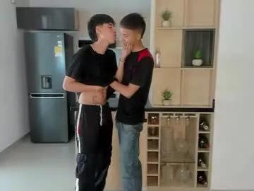 Freechat voyeurism_guys on Chaturbate