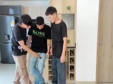 Freechat voyeurism_guys on Chaturbate