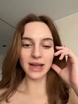 Freechat -AngelAri- on StripChat