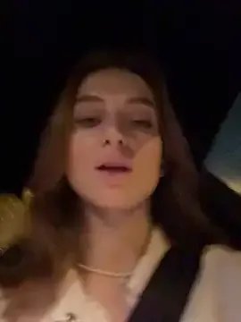 Freechat -AngelAri- on StripChat