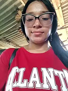 -VICKKY on StripChat