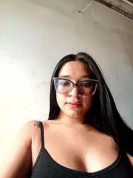 -VICKKY on StripChat