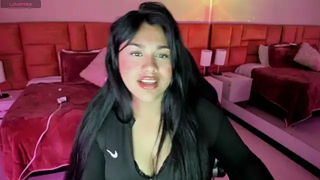 Freechat _Dulcinea_1 on StripChat