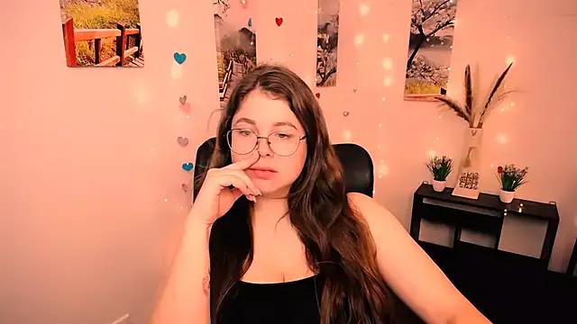 _Lovely_Mary — on a sexy outfit