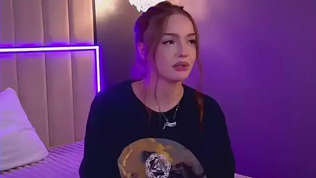 Freechat AlexaBright on StripChat