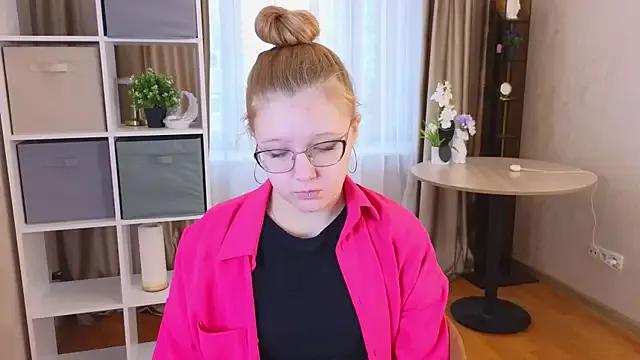 AlinaAldrete — Saliva flow down my boobs