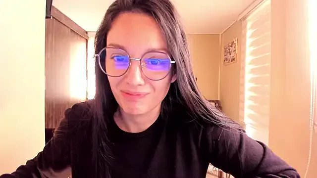 anabel_025 on StripChat 