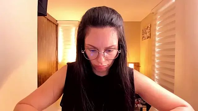 anabel_025 on StripChat 