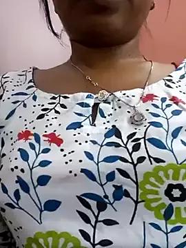 Ananya_34 on StripChat 