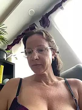 AnnikaRose on StripChat