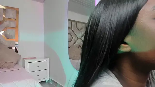 Freechat Anny_osorio on StripChat