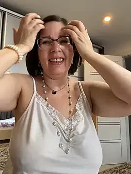 Freechat B_Bonya_m on StripChat