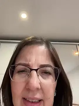 Freechat B_Bonya_m on StripChat