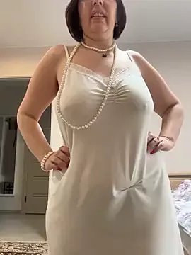 Freechat B_Bonya_m on StripChat