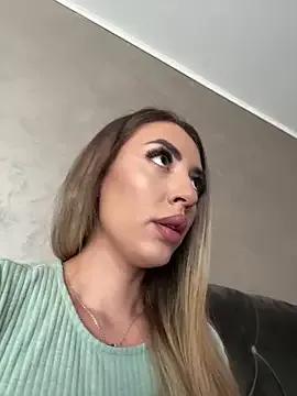 BabesGoWild on StripChat 