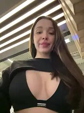 Freechat barbiehumpxxx on StripChat