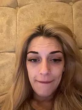 Bellalolahot on StripChat 
