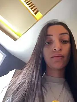 BelleLouiseVp on StripChat 