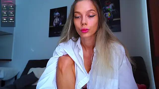 blackbunny_23 — anal plug in tight ass