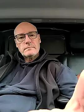 Freechat bogland33 on StripChat