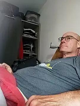 Freechat bogland33 on StripChat