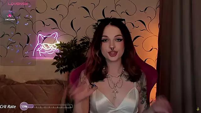 BratzieDarsie on StripChat