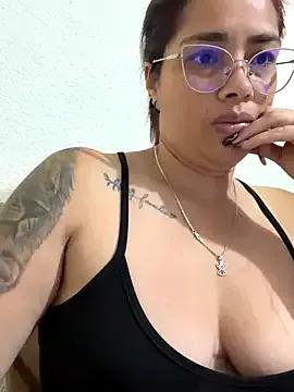 Camila_Garcia_ — control del juguete por 3 min