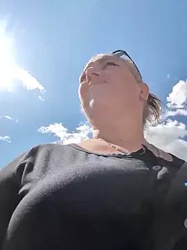 Freechat Canadian_BBW on StripChat