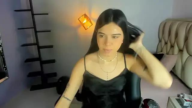 cassiehoward14 on StripChat